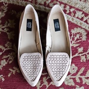 Jones New York Women's Cream Flats